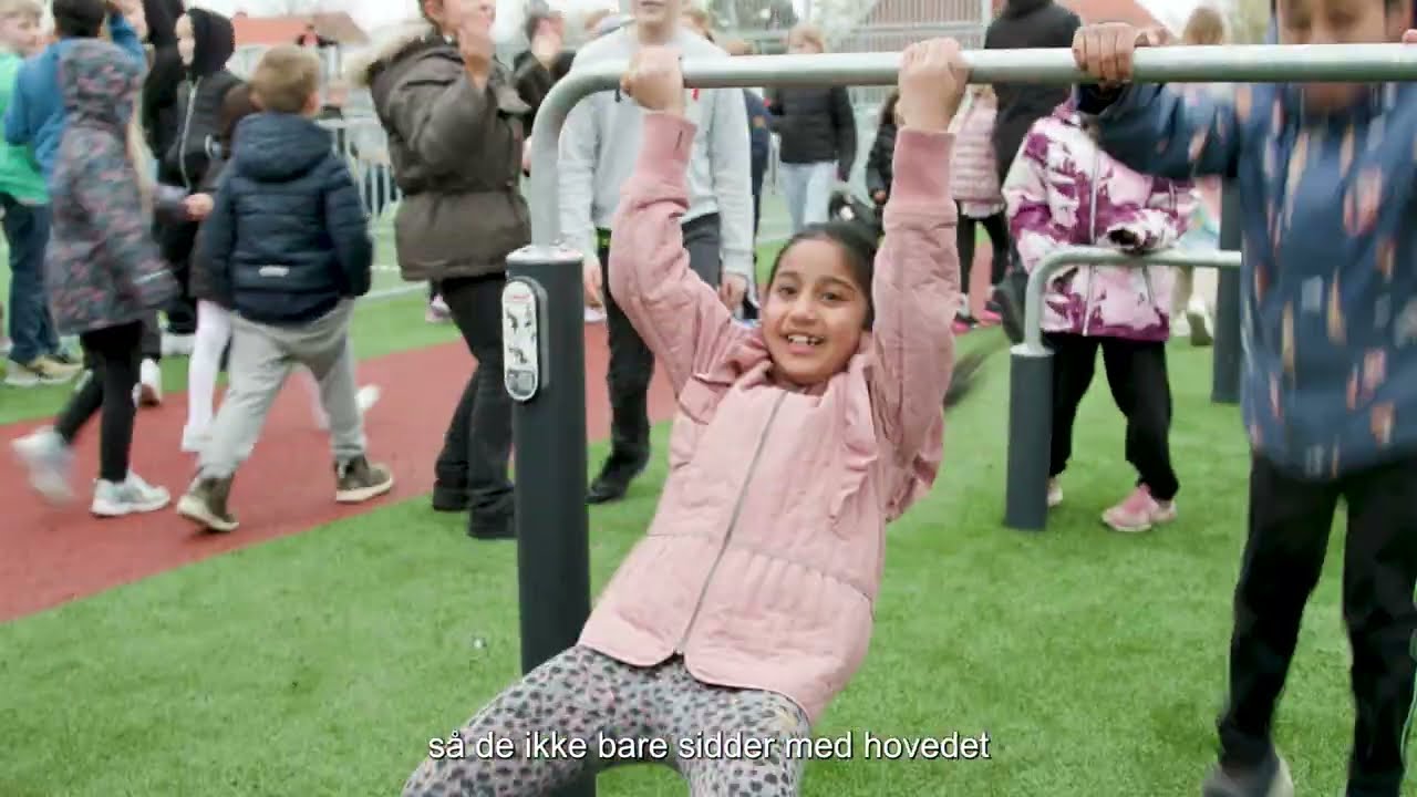 Taastrup Realskole indvier nye udendørs arealer - More Play Puljen