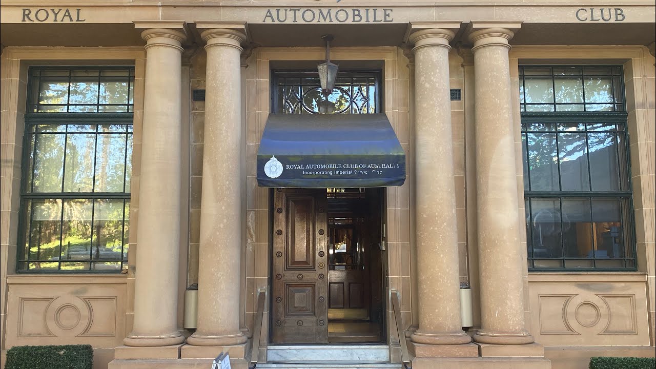 Royal Automobile Club of Australia Running Tour