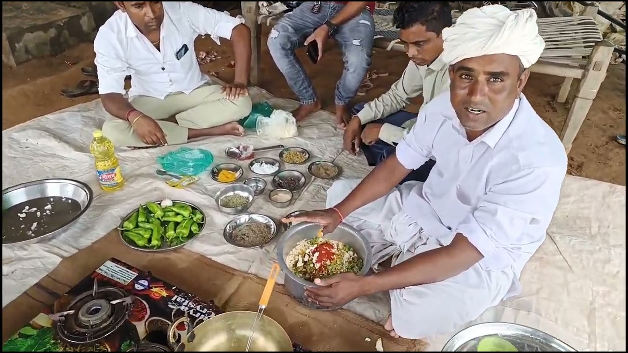 મોમાએ બનાવ્યા કારેલાના સ્પેશિયલ ભજીયા | MOMA A BANAVYA KARELA NA SPECIAL BHAJIYA | NEW COMEDY VIDEO