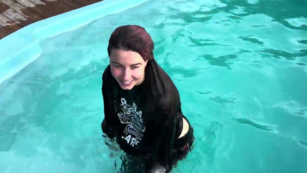 Swimming pool winter