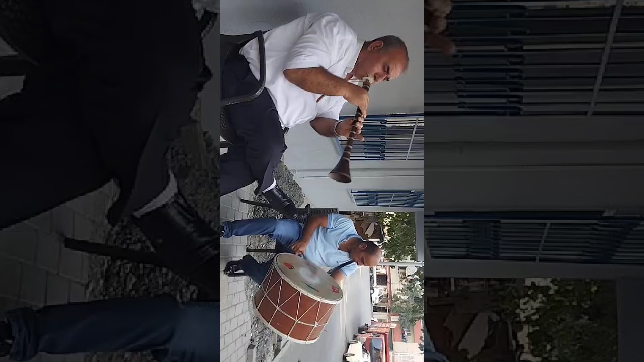Zurnacı rıza çengel davulcu yüksel ile davul zurna resitali 