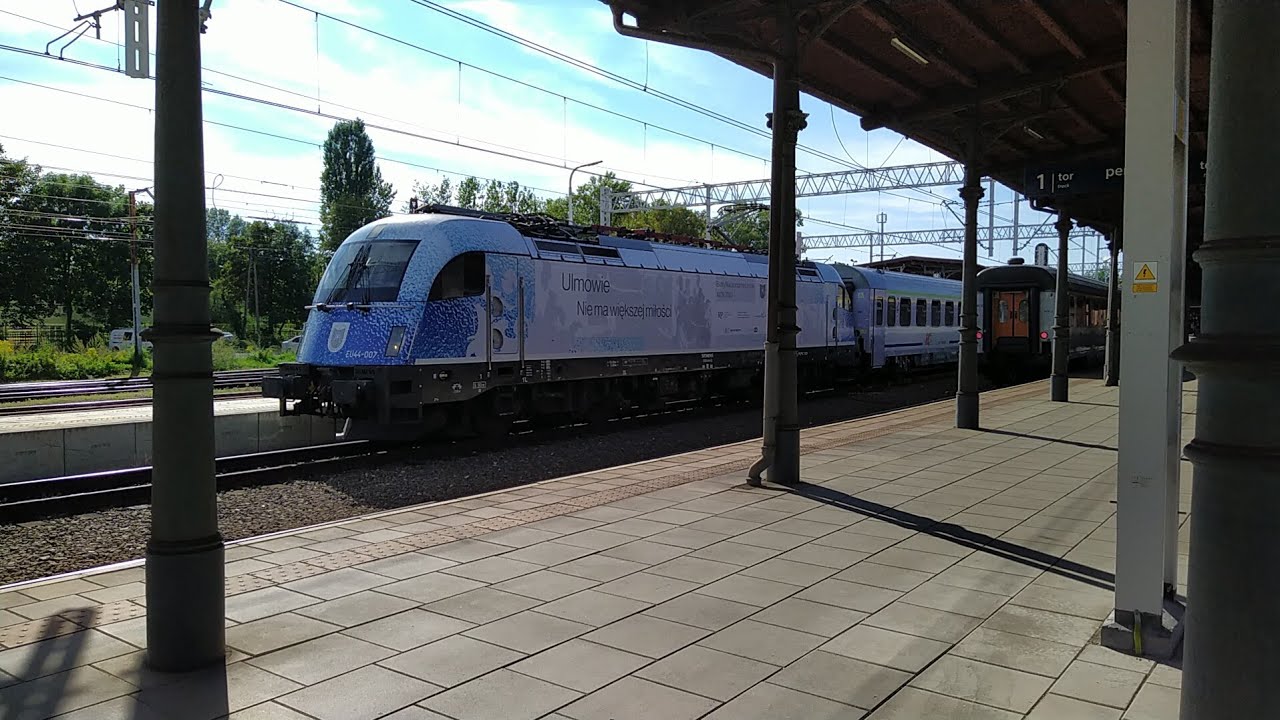 EN57AL-2110 PolRegio ED161-014 IC EP09-026 IC EU44-007 IC 36WEa-027 PolRegio EN57AL-1730 PolRegio
