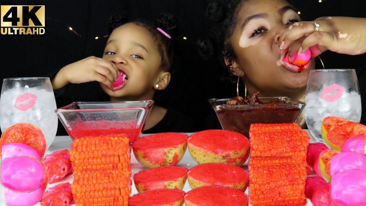 ASMR *PINK FOOD* DESHELLED KING CRAB SEAFOOD BOIL. MUKBANG (Whispering)