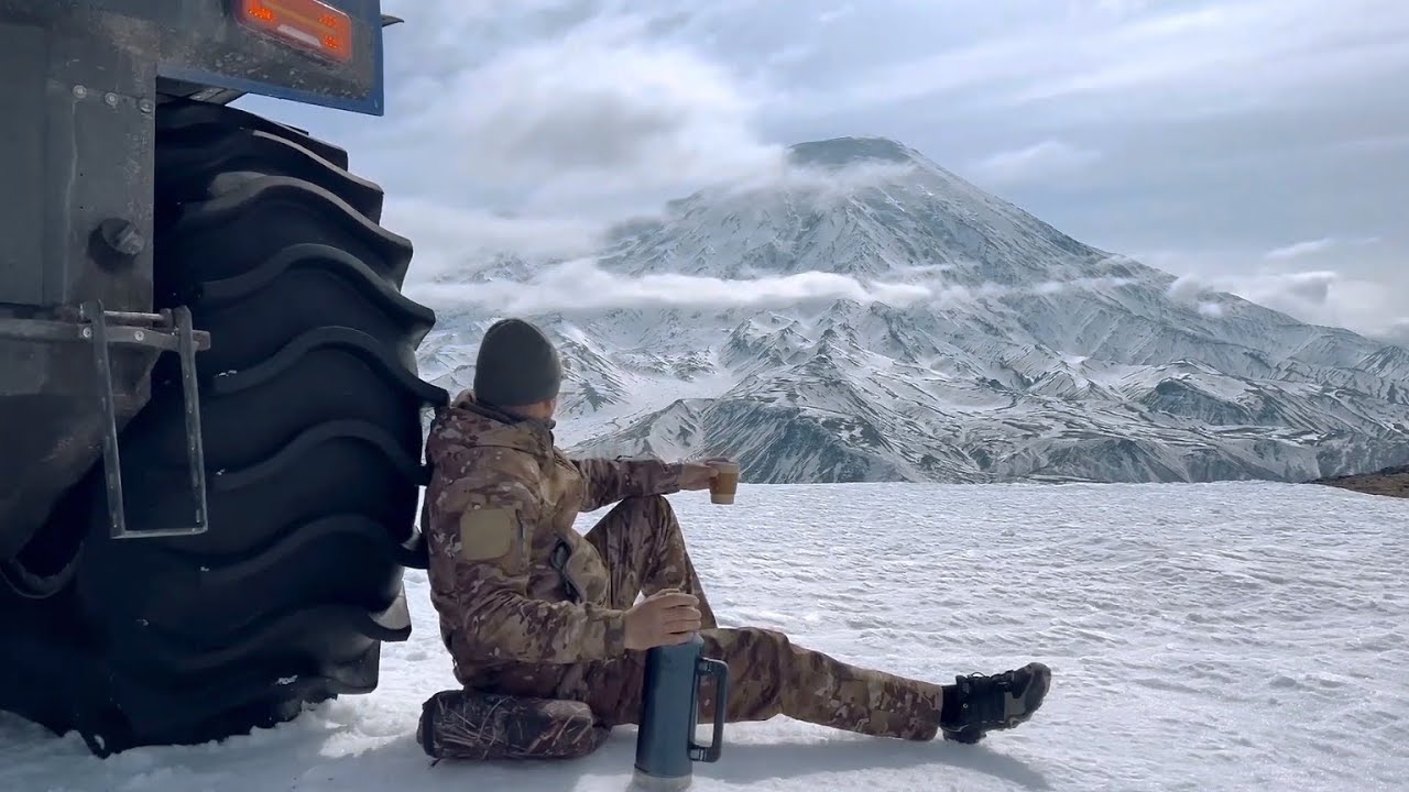 Долина Великанов: Путешествие на Вездеходе Тайфун к действующим вулканам Камчатки