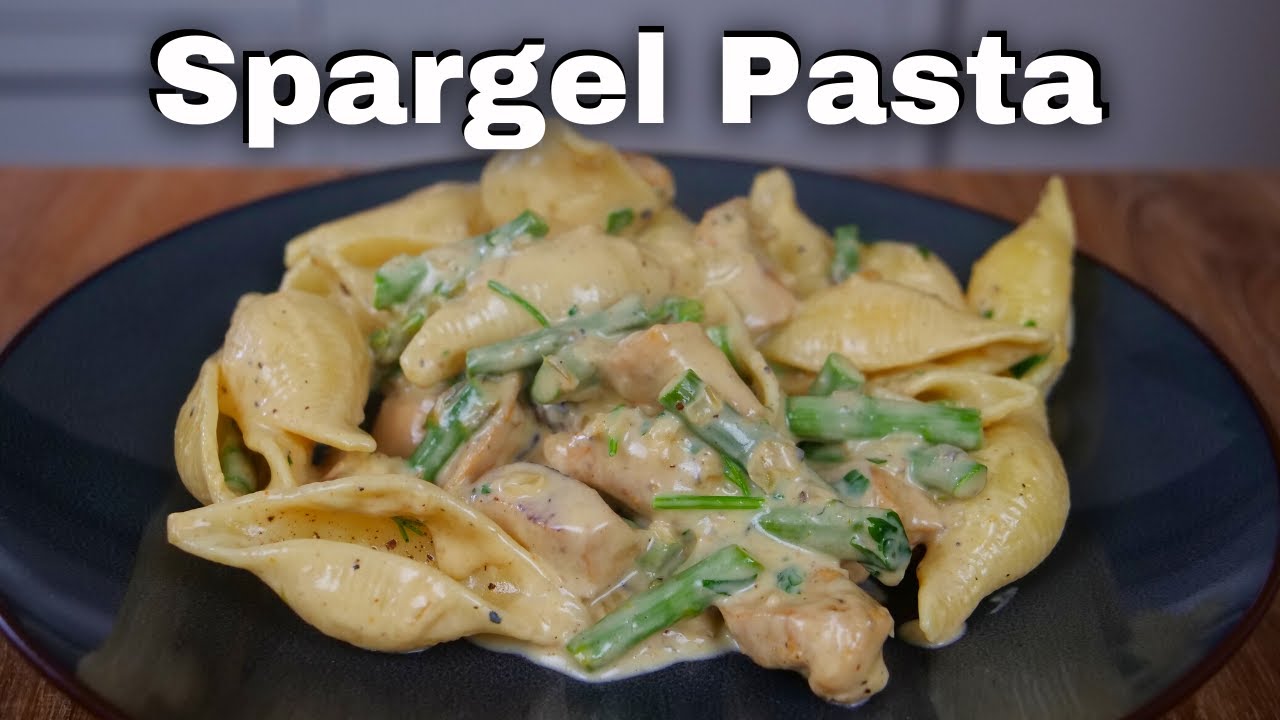 Diese Pasta mit Spargel & Hähnchen ist verboten cremig!