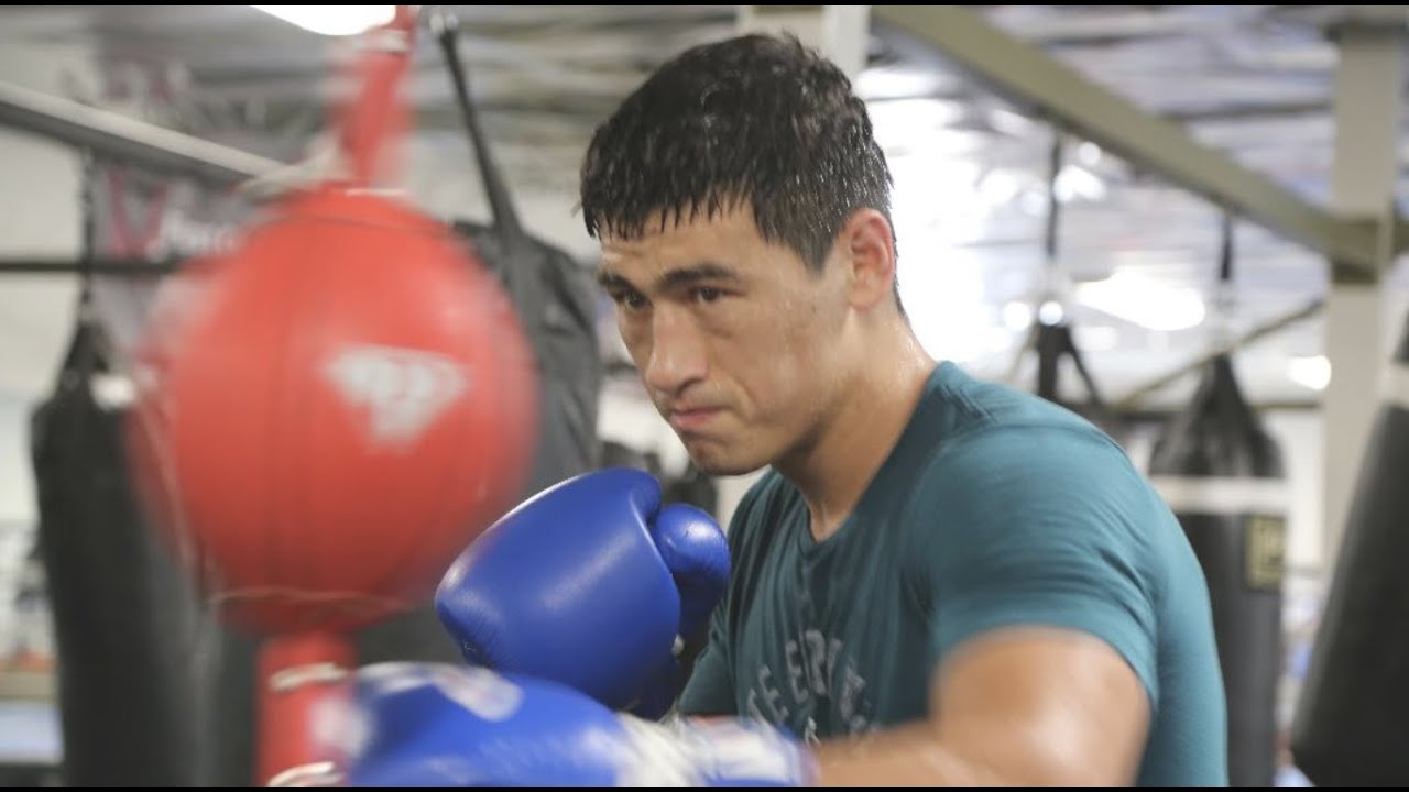 Joel Díaz: así es Dmitry Bivol fuera y dentro del ring