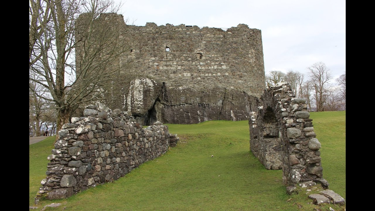 Dunstaffnage Castle - Oban