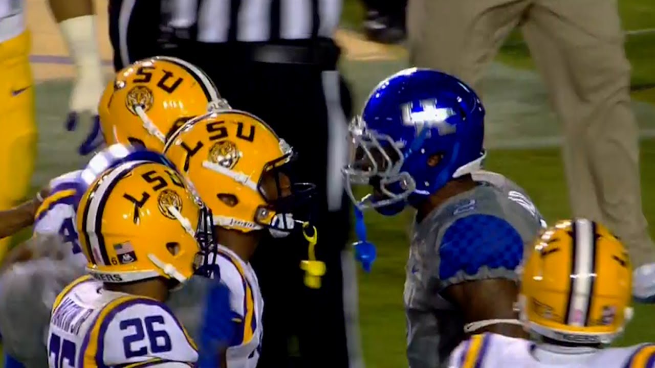 College Football Hits 14-15 