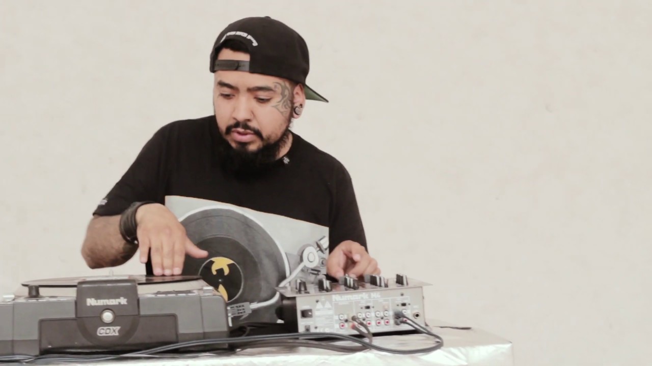 Mr Roots - cl&aacute;sico de cl&aacute;sicos - prod. spark da izm - v&iacute;deo oficial