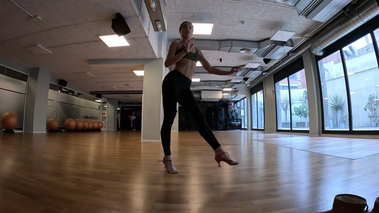 practice basico caleño con cha cha Maayan Kadosh