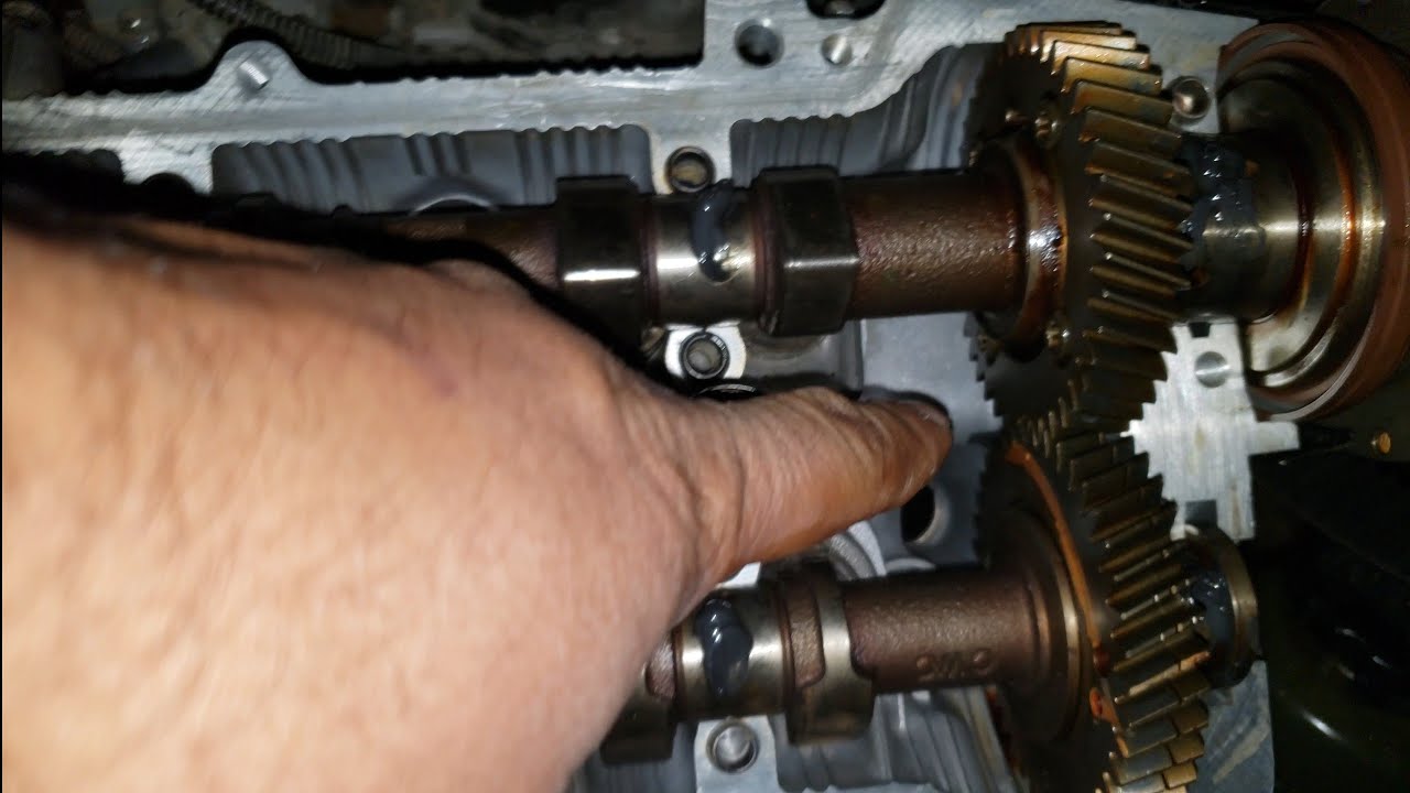 Как заменить сальники распредвала на Toyota Tundra/Sequoia 4.7
