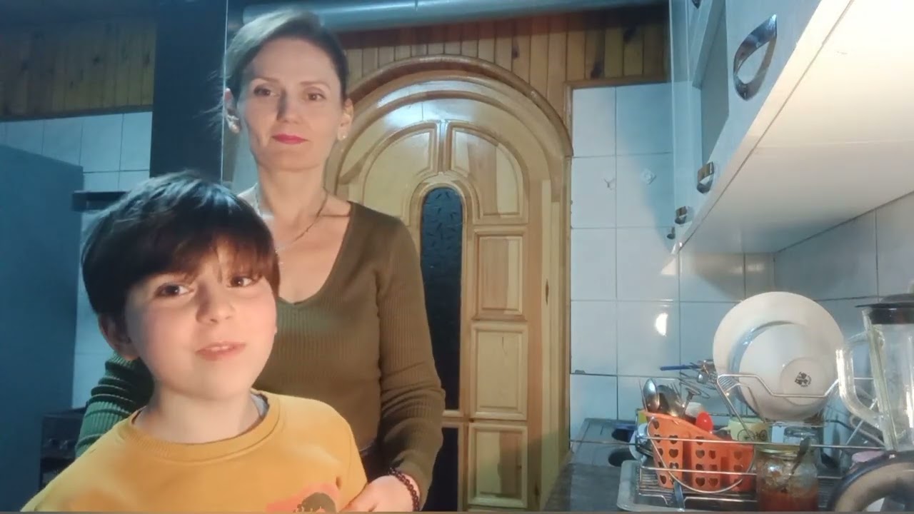 მივდივარ სკოლაში მათეს კრებაზე🏫