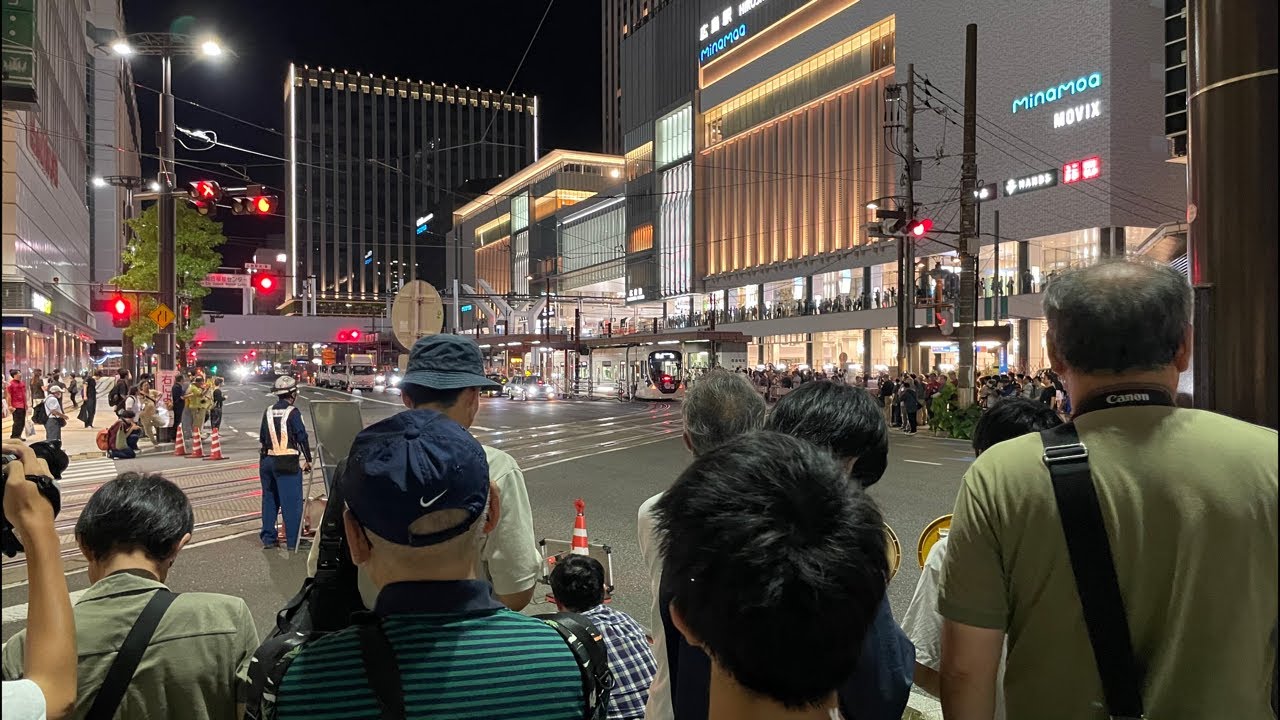 【ラストラン】地上の広島駅を出る最後の路面電車を見送る生放送