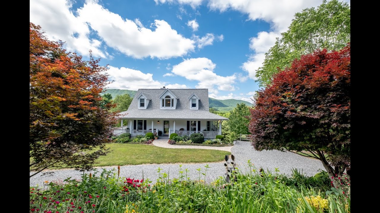 441 Deer Meadow Lane, Hendersonville, NC 28739 | Deer Meadow Estates | Mountain Home For Sale