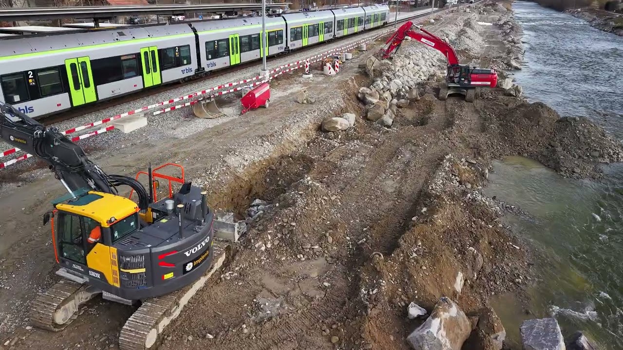 2026-02-13 Rechtes Senseufer. Rückbau alter ARA-Kanal, gleichzeitig neue Uferbefestigung und Uferweg