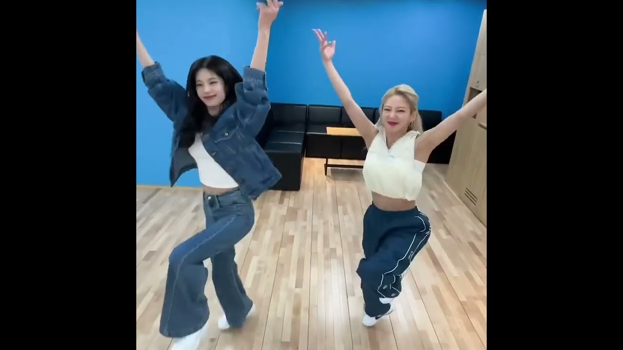 있지가 뽑은 역대급 난이도 안무 잠깐 배우고 추는 효연x예지 Gold