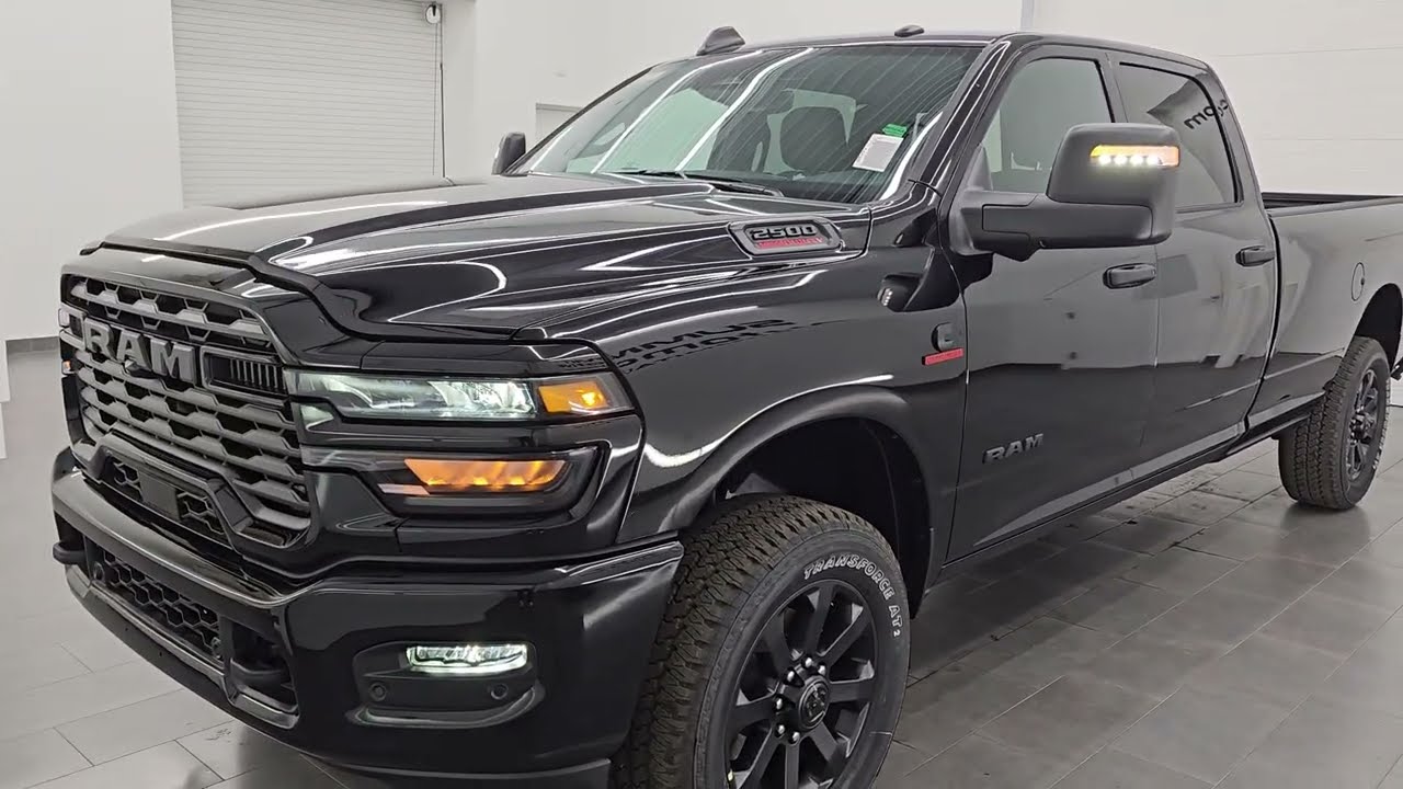 2026 RAM 2500 BIG HORN УРОВЕНЬ 2 ПЛЮС CUMMINS DIESEL НОЧНОЙ 4K ПРОГУЛКА 26T38