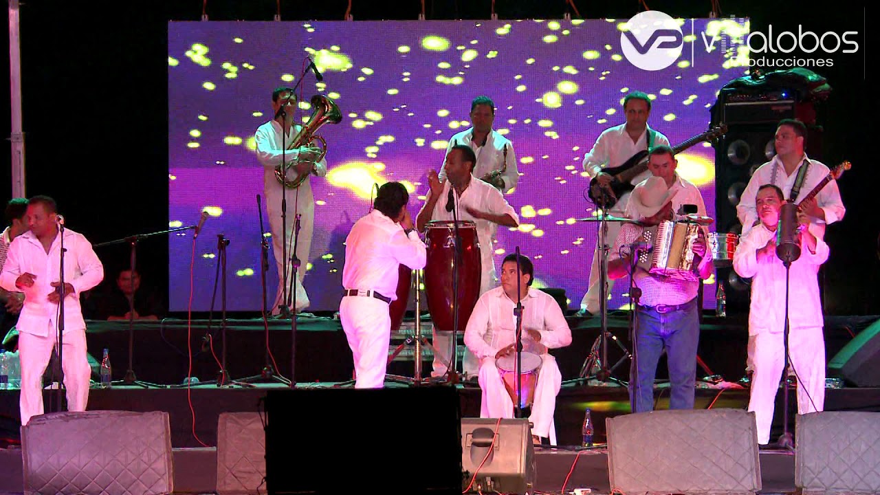 PARA MI FANATICADA  RAFAEL SANTOS  Y WILBER MENDOZA EN EL PARQUE DE LA LEYENDA EN VALLEDUPAR