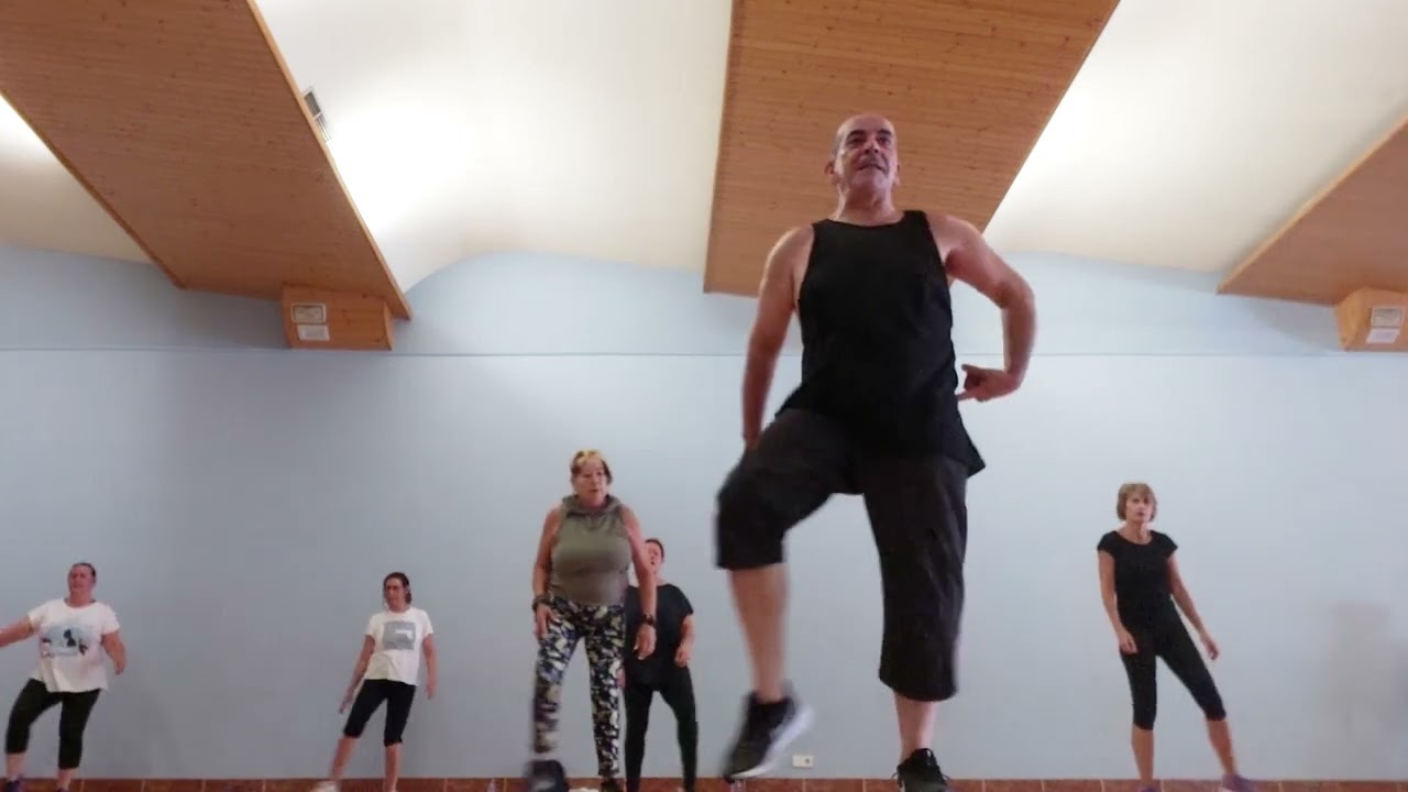 coreo baile facil  fit dance Where Have You Been Rihanna