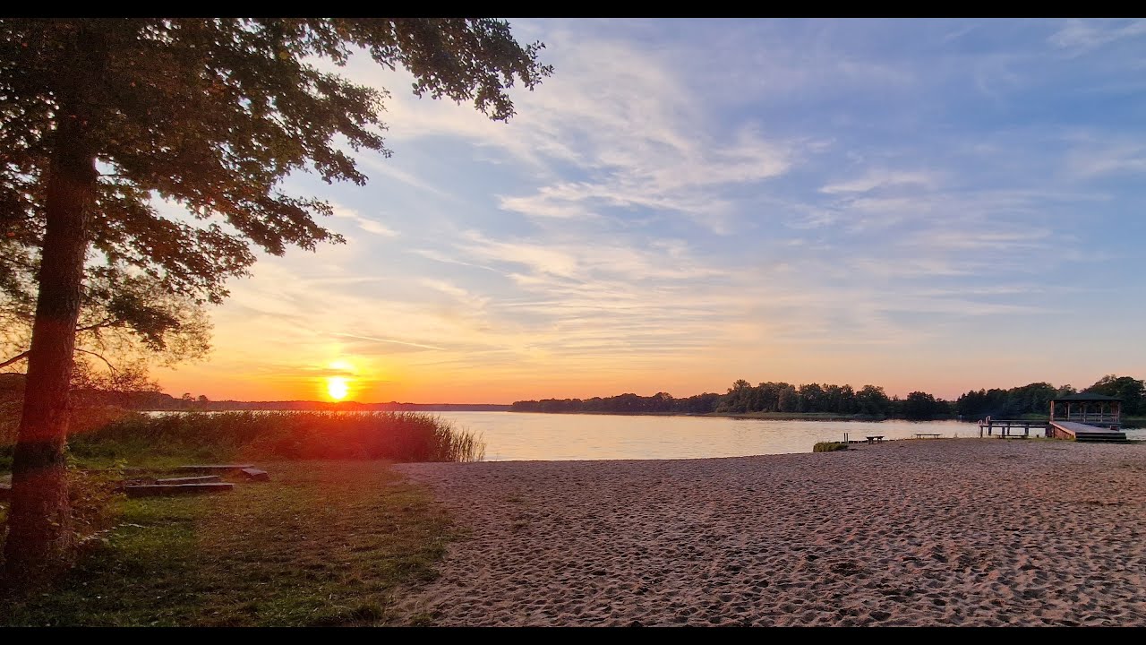Plaża nad Jeziorem Karskim Wielkim