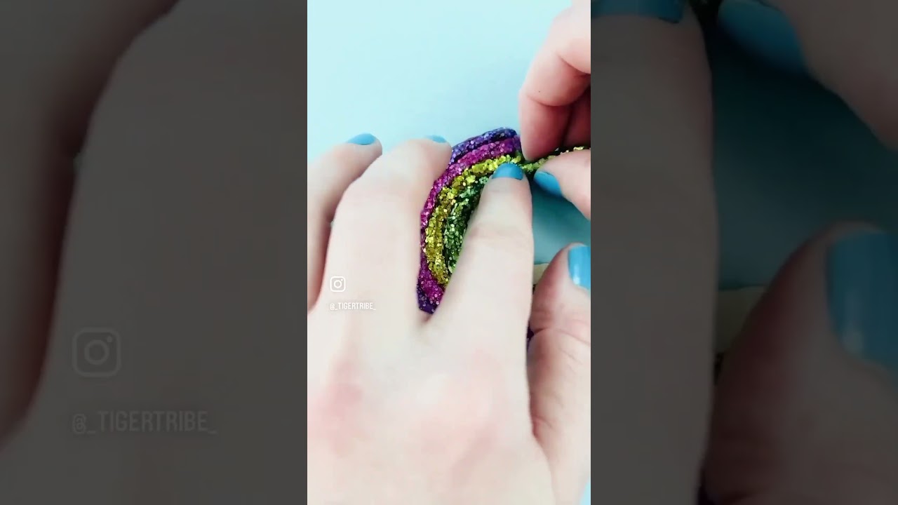 Glitter Goo Bag Charms Reel 1