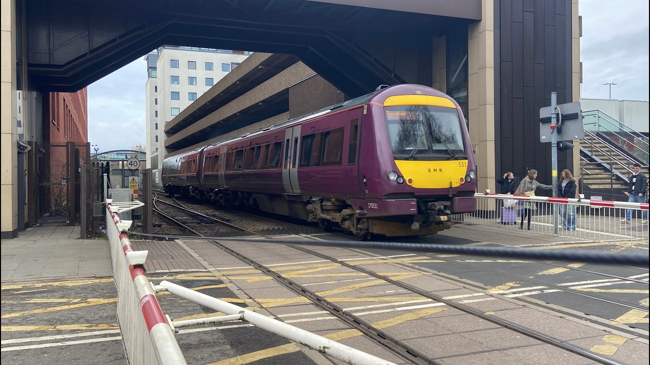 Lincoln High Street Level Crossing, Lincolnshire, 21.02.2026