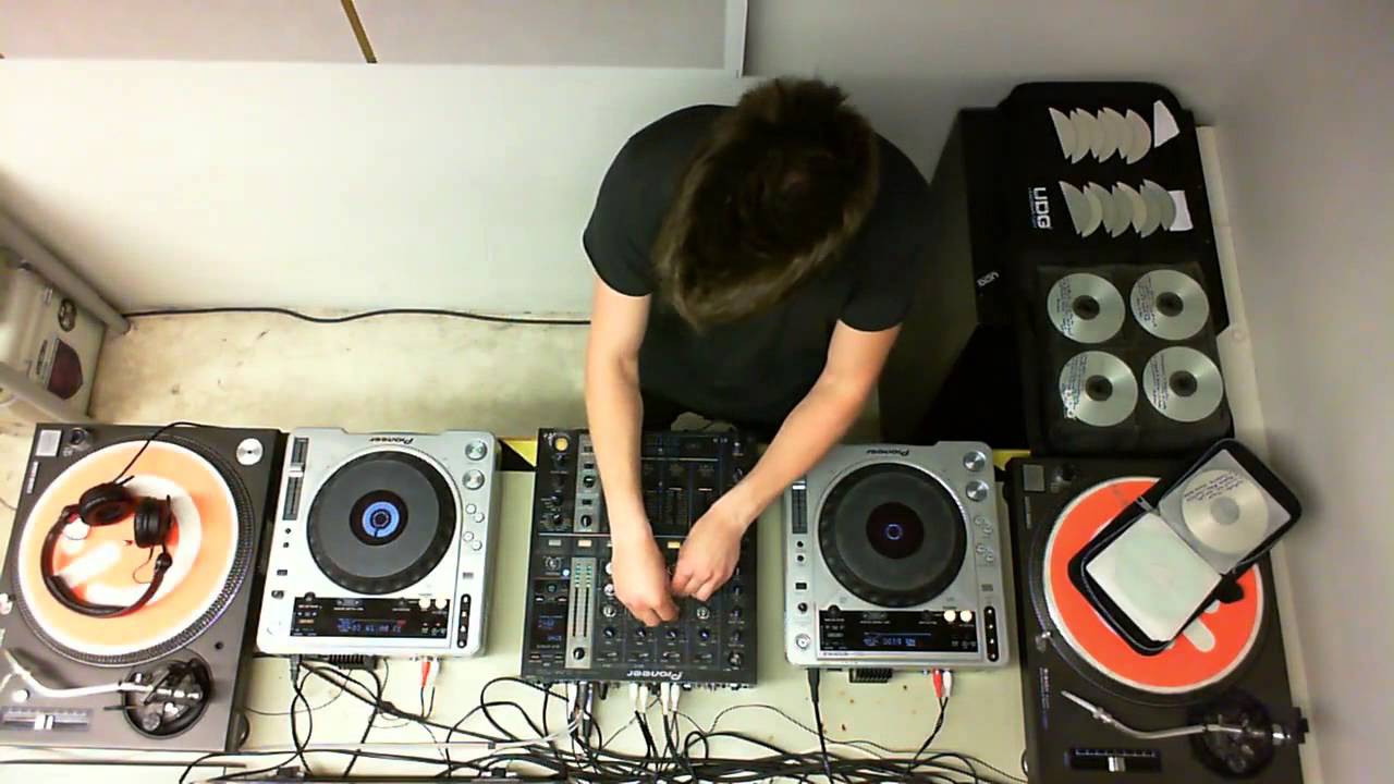 Efialtes - September 2014 [Hardstyle Mixtape]