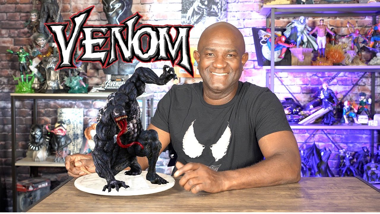 Marvel Sofbinal 1/4 Scale  Venom BY SENTINEL: A different take