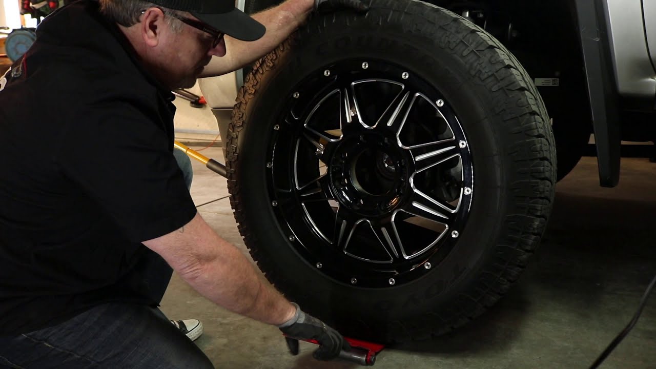 TRAC Tire Jack Instructional video