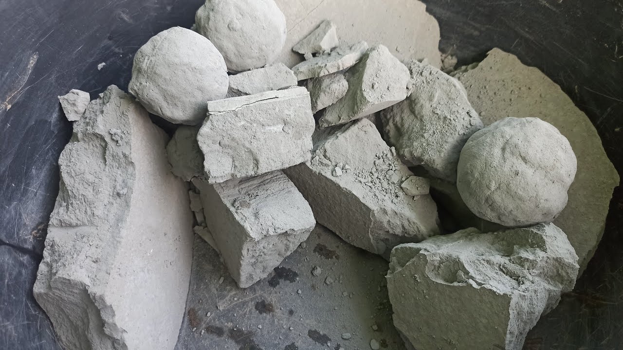 pure cement crumbling dry #cementdirtlover #purecement #reddirt #sandcement#asmr#bts