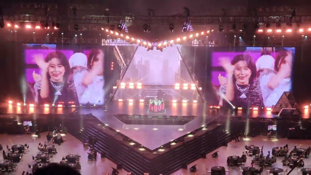 ASIA ARTIST AWARDS (AAA) 2023 | NMIXX (엔믹스) - INTRO/LOVE ME LIKE THIS + SONAR (BREAKER) FANCAM