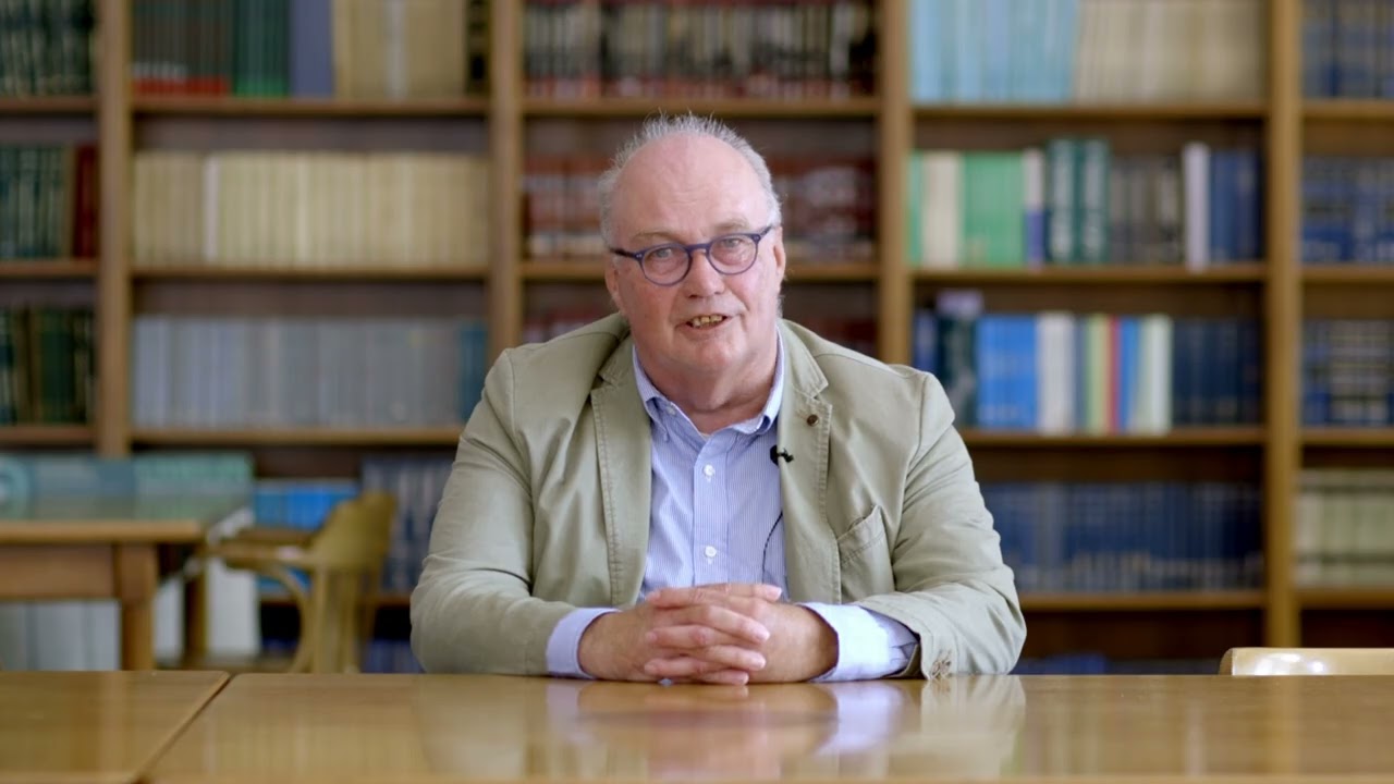Dr.  Levendovszky János rektorhelyettes köszöntőbeszéde