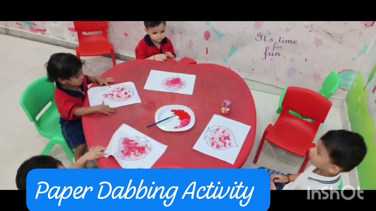 Enjoying kids 😊😊 Paper Dabbing Activity 🤟