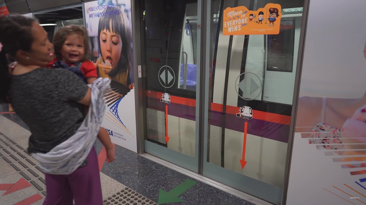 Singapore, MRT ride from Harbourfront Little India