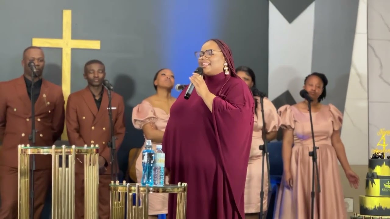 Nozipho Phiri - Worship Medley  