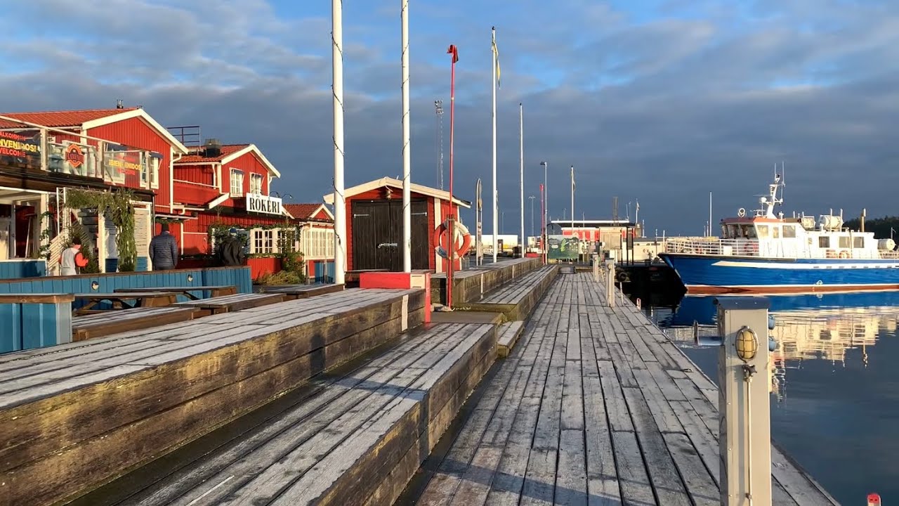 Swedish small town: Nynäshamn. Walking tour of town center and harbor (Stockholm day trip)