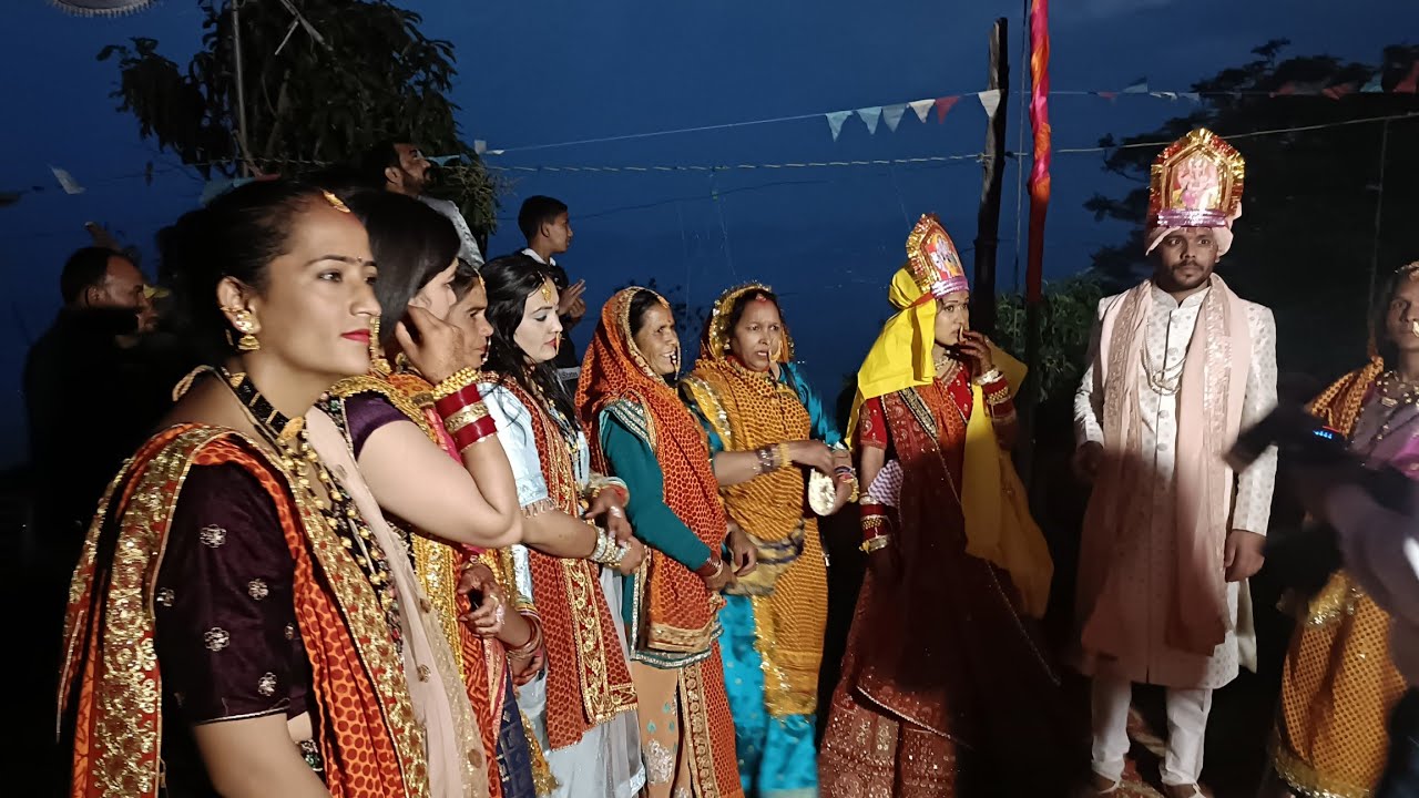 आज हम बने बाराती। कुमाऊंनी रीति रिवाज। Bhuwan Weds Kavya।