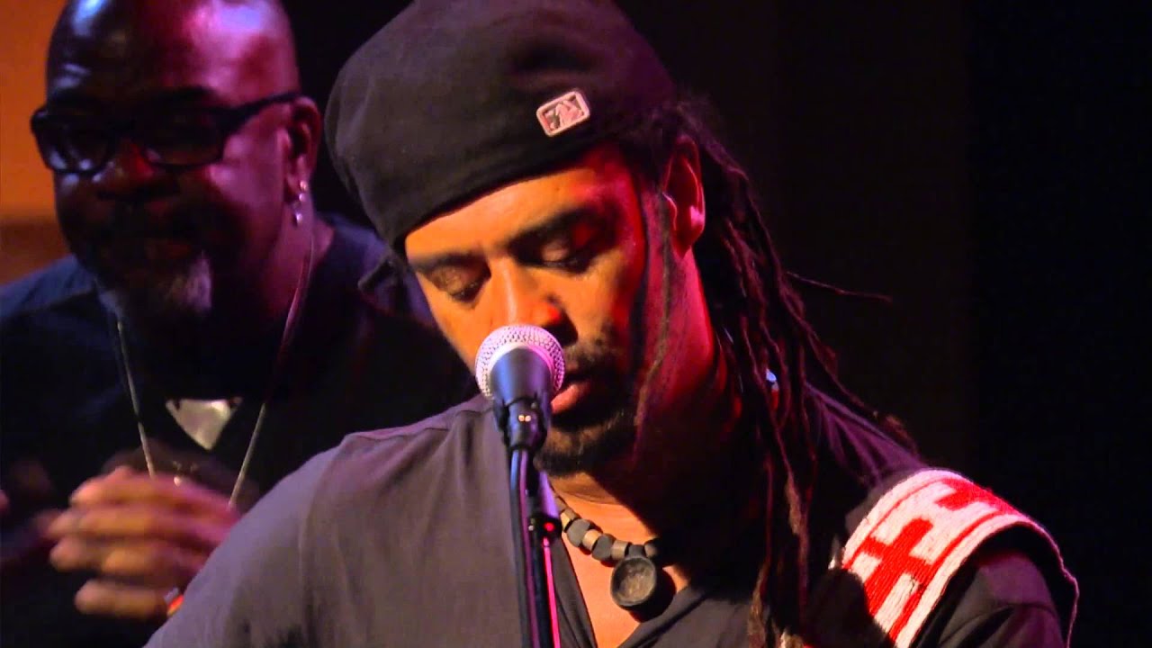 Michael Franti & Spearhead - 'Sound of Sunshine' | The Bridge 909 in Studio