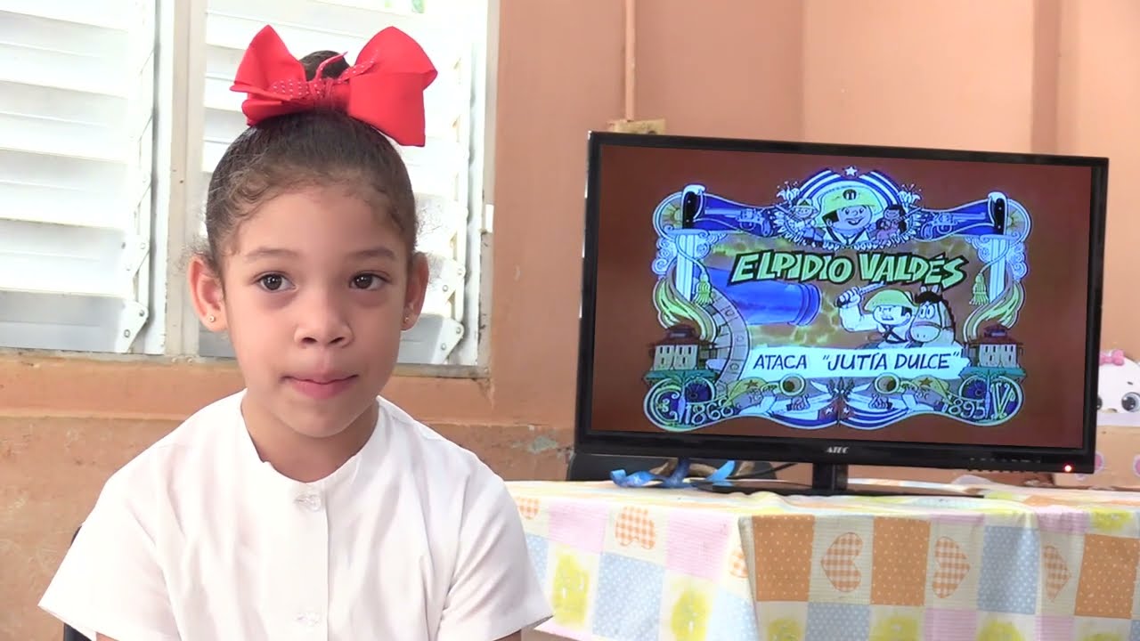 Bayameses disfrutan bondades del séptimo arte en escuelas y vecindades.