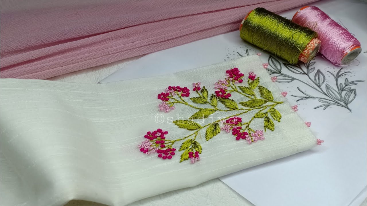 😍 Unique sleeve embroidery with bead borderline