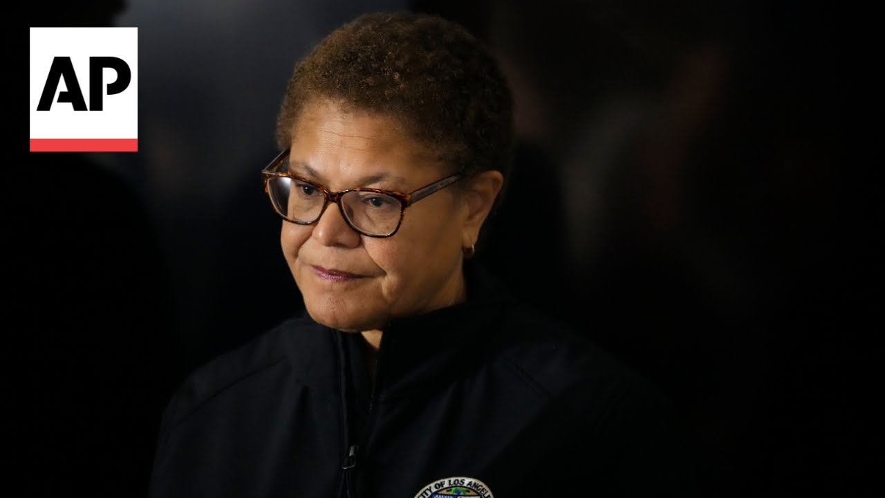Los Angeles Mayor Karen Bass stays silent when asked about handling of fires