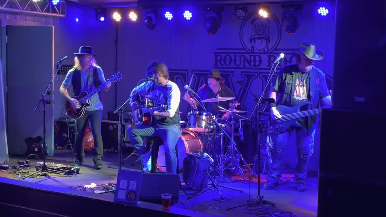 Jace of Spades from Madam Radar covers She Talks to Angels with Robert Wagner's Band