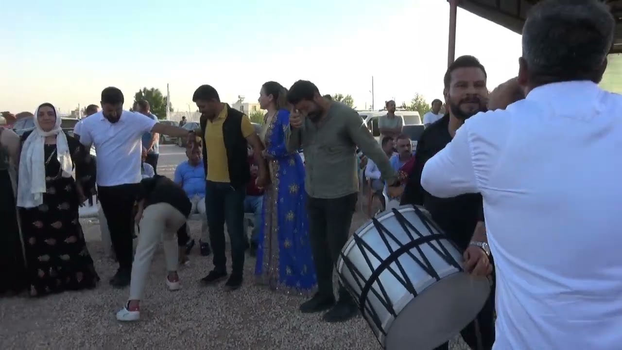 Urfa  sanatçı Ahmet Altun kına merasiminde