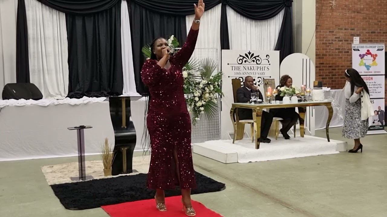Sophu Mahomba - Ungukuphila, Manxeba Akho Aliyeza Kum (Worship)