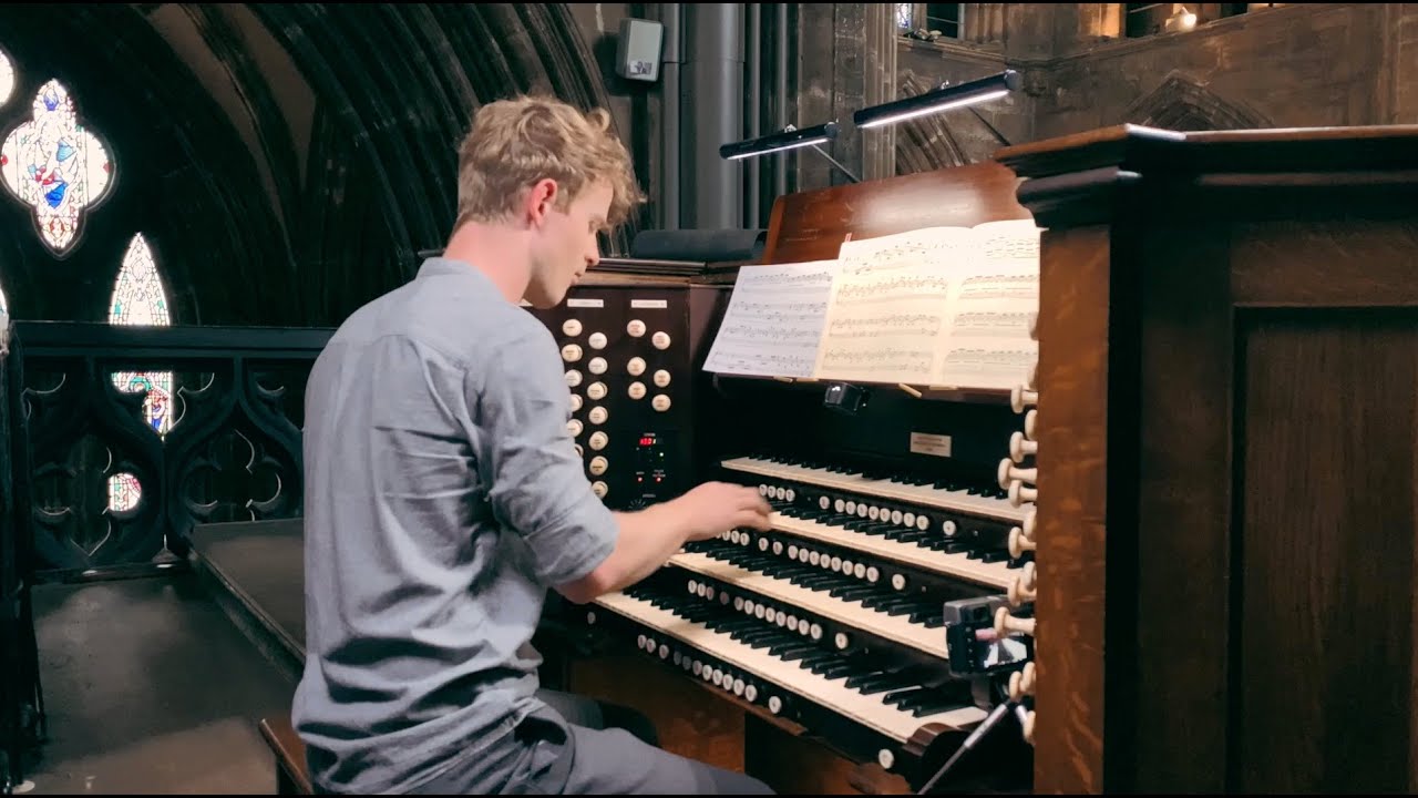 Andrew Forbes plays Bach 'Das alte Jahr vergangen ist' – Glasgow Cathedral organ