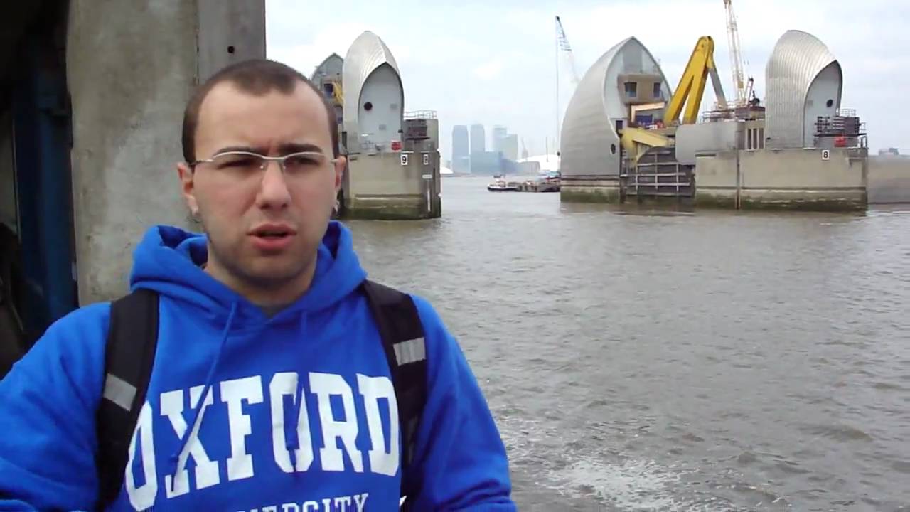 Barreiras do Rio Tâmisa, em Londres | Viagem Primata