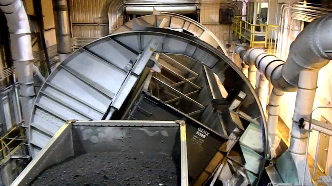 unloading coal train.MOV