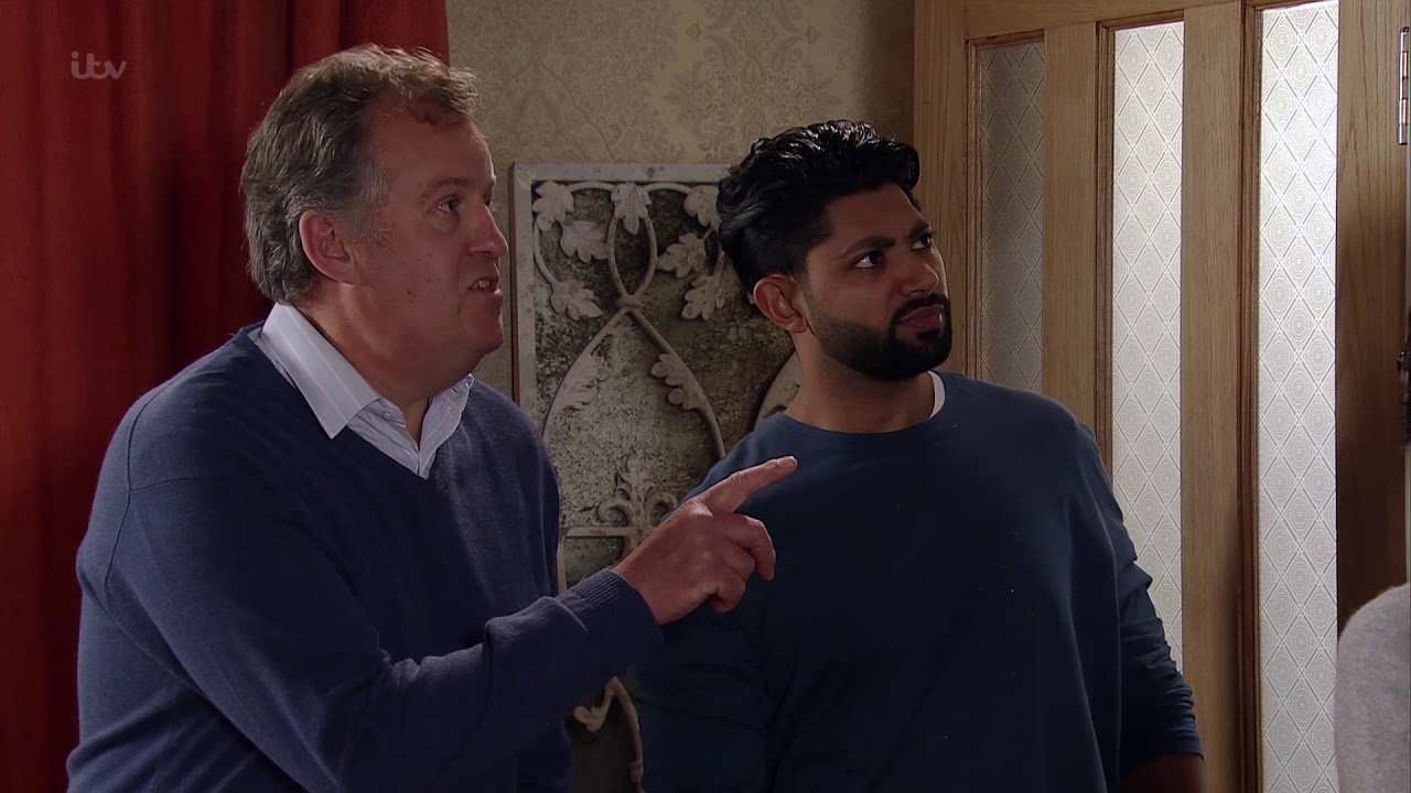 Coronation Street - Cathy Trips on Magic Mushrooms!