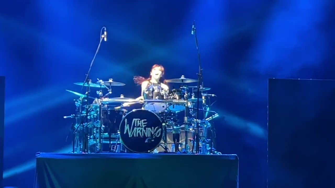 The Warning - Intro 404 + Z (Live)