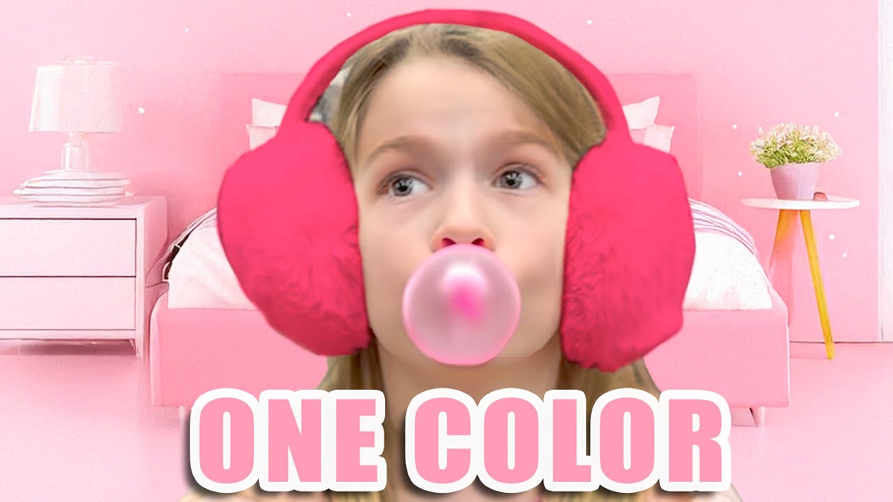 Living ALONE in ONE Color for 24 Hours!